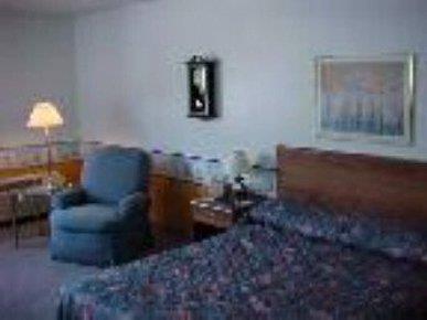 Klopfenstein Inn And Suites Fort Wayne Chambre photo